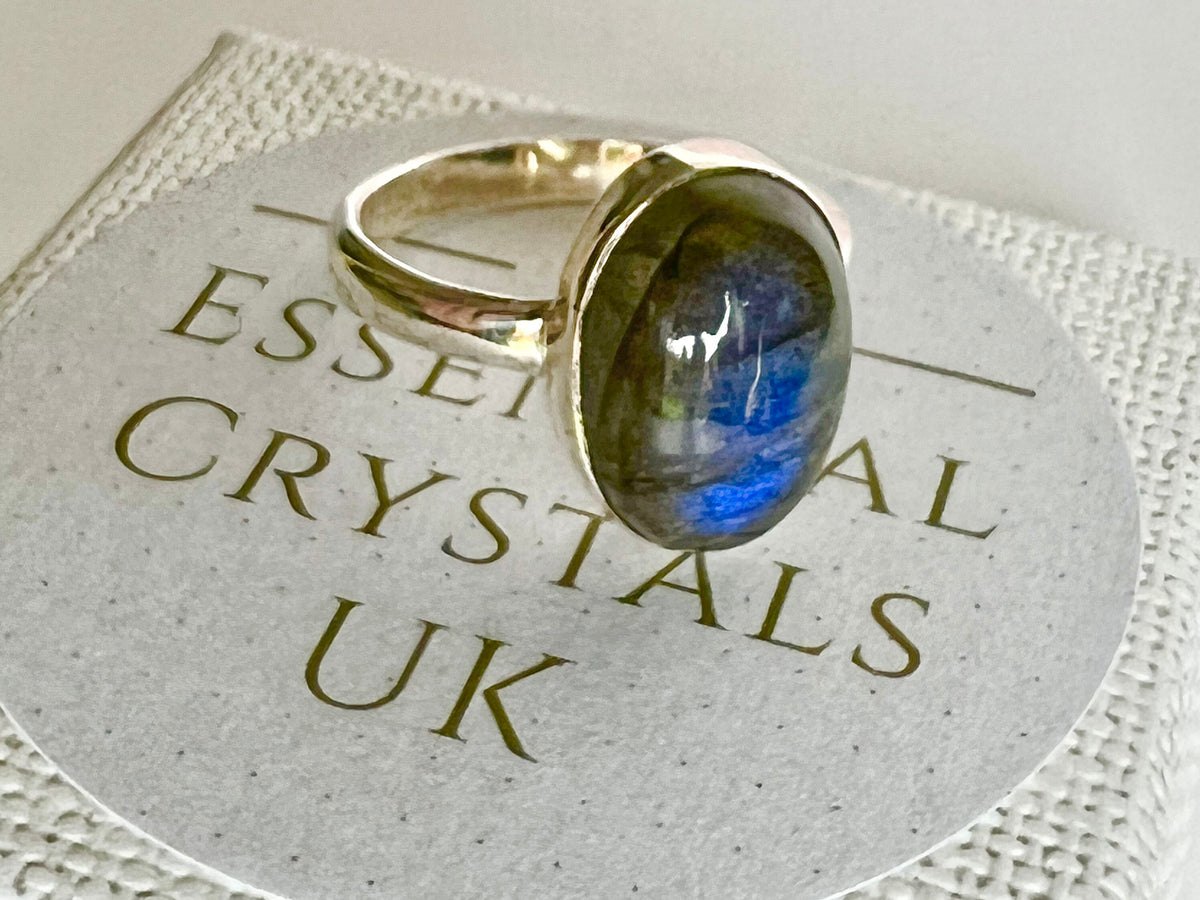 Labradorite Crystal Ring, UK size Q, 925 Sterling Silver, Ethically sourced healing crystals, crystal jewellery gift for her, for protection