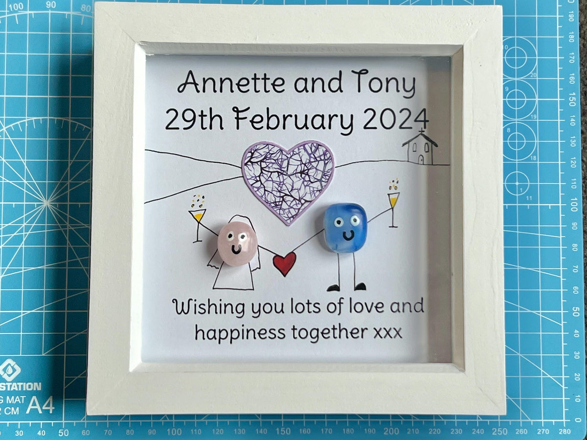 Wedding Day Keepsake Gift, Framed crystal gift for Bride and Groom, hand drawn crystal art wedding present, box framed crystal wall art 18cm