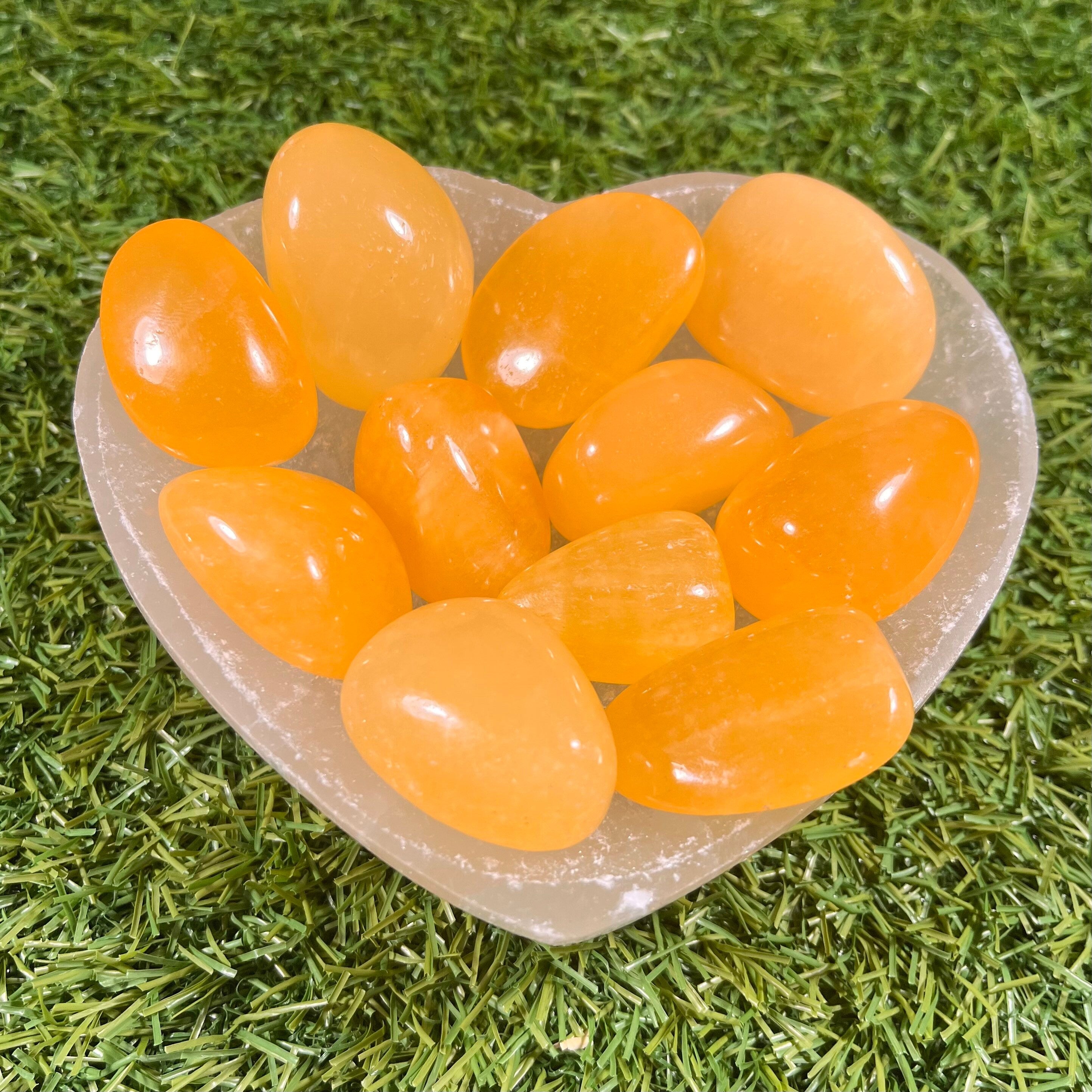 Orange Calcite Tumblestone / Healing Crystal / Energising / Cleansing / Creativity / Consciously Sourced UK Crystals / Gift