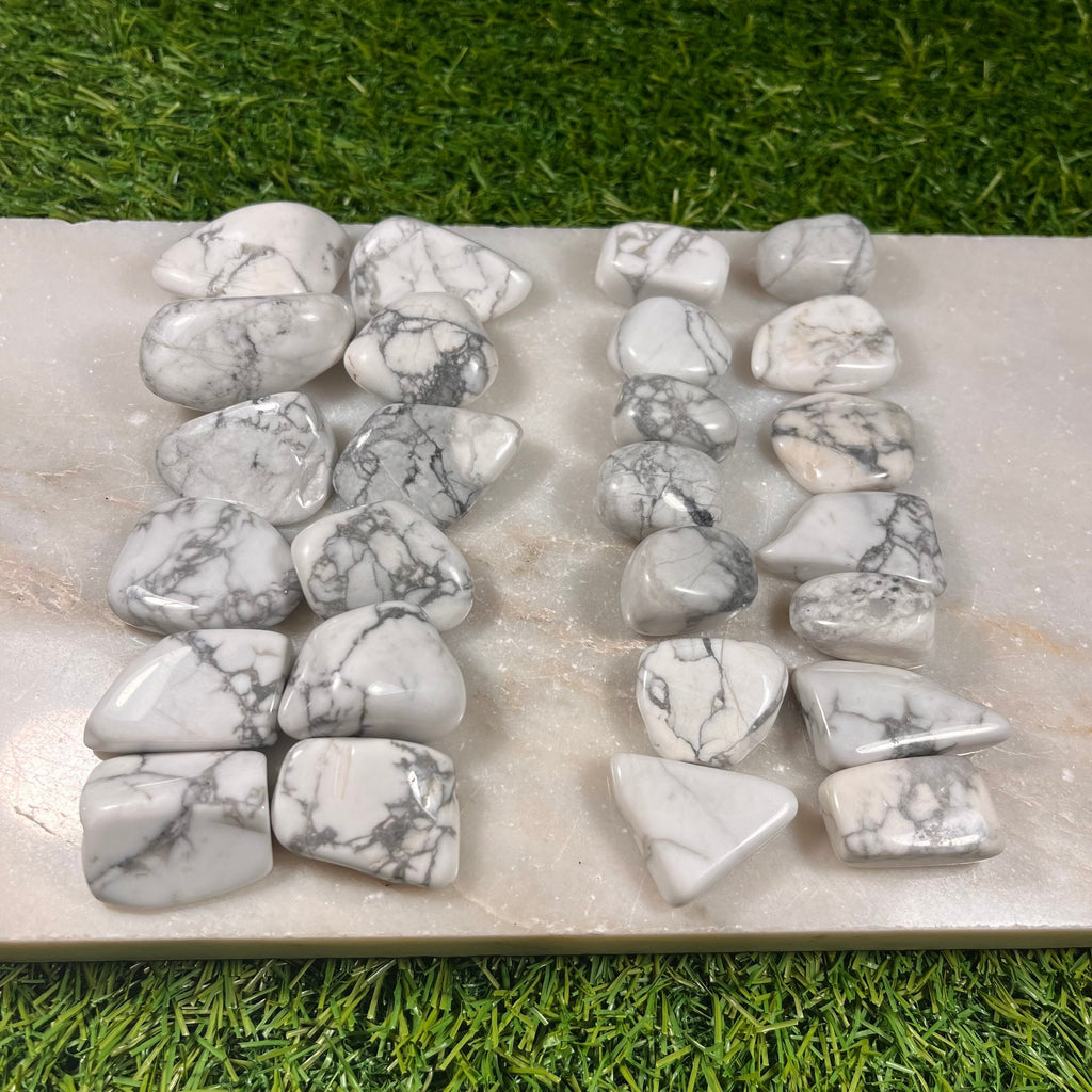 Howlite Tumblestones | Healing | Peaceful Sleep | Relaxing | Anti Anxiety | Crown Chakra | Consciously Sourced | UK Crystals | Gift