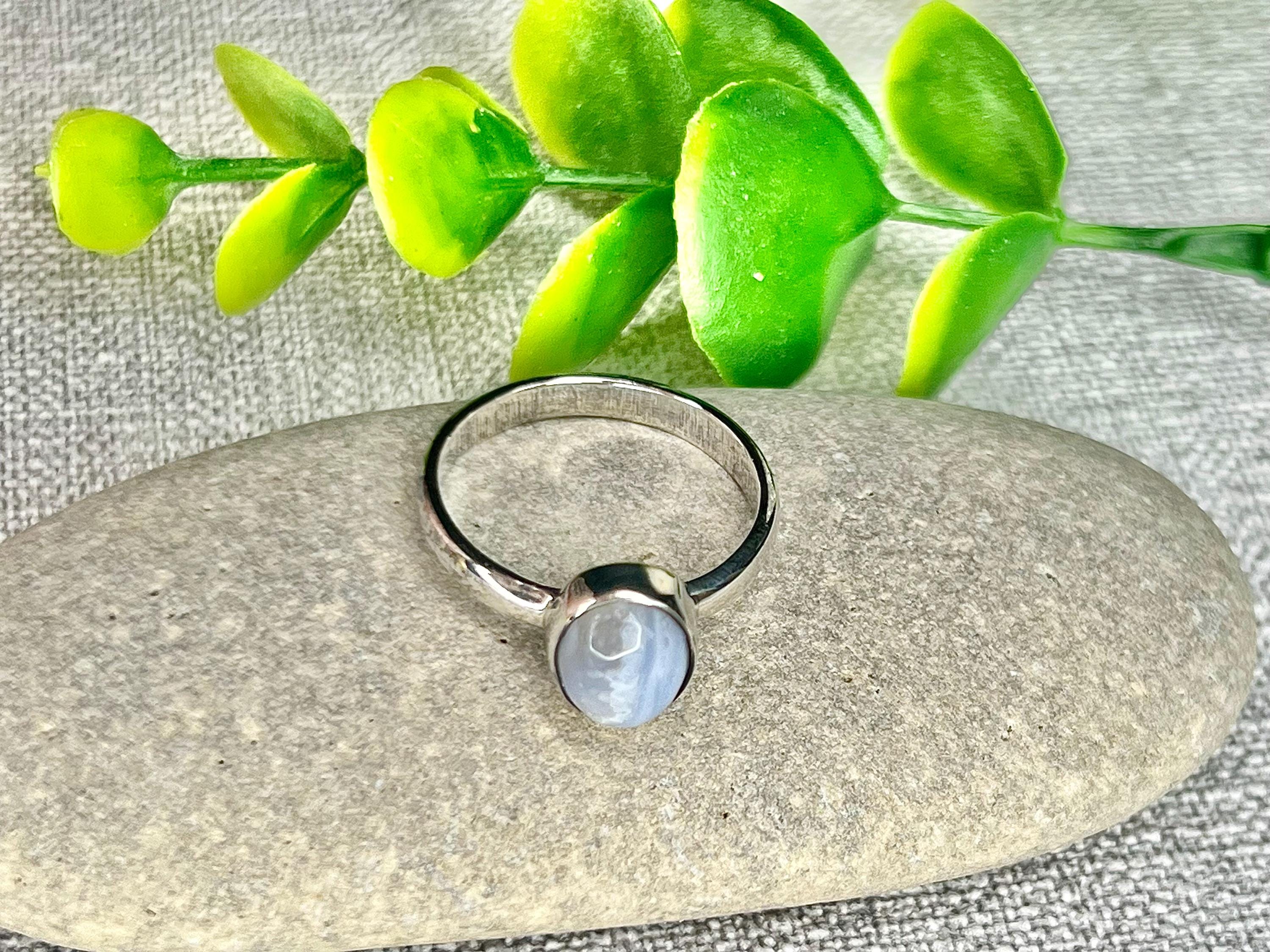 Blue Lace Agate Crystal Ring, UK Size P, 925 Sterling Silver, Healing Crystal Jewellery Gift, Purple Gemstone for anxiety, Ethically sourced