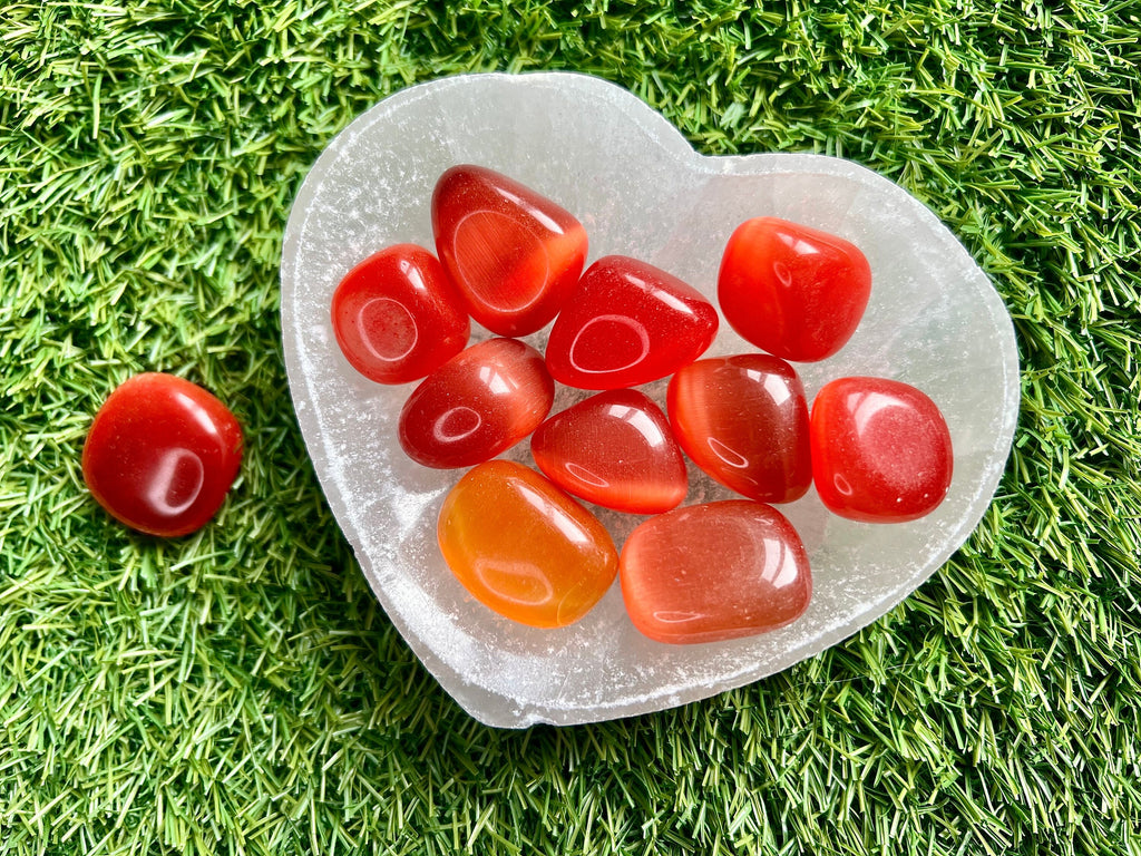 Red Cats Eye tumblestone crystal, gemstone gift for her, Cat’s Eye, wealth & protection, ethically sourced UK healing crystals, Root Chakra