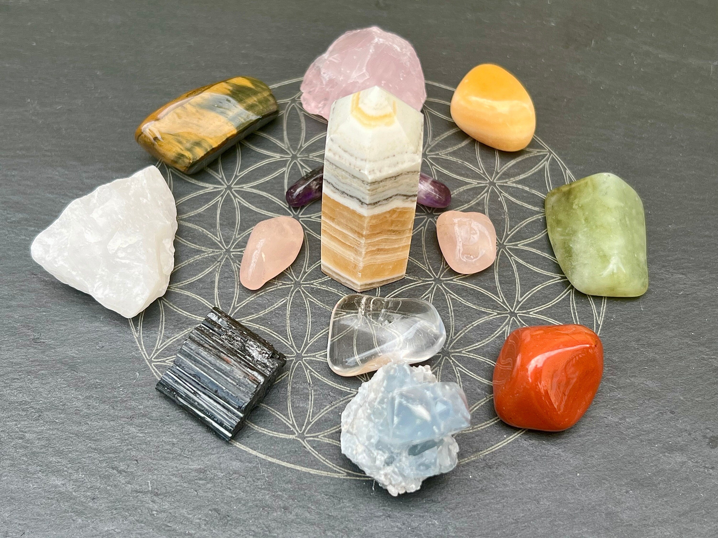 Slate flower of life crystal grid, balance your chakras charging plate, Altar decoration, crystal gift from the UK