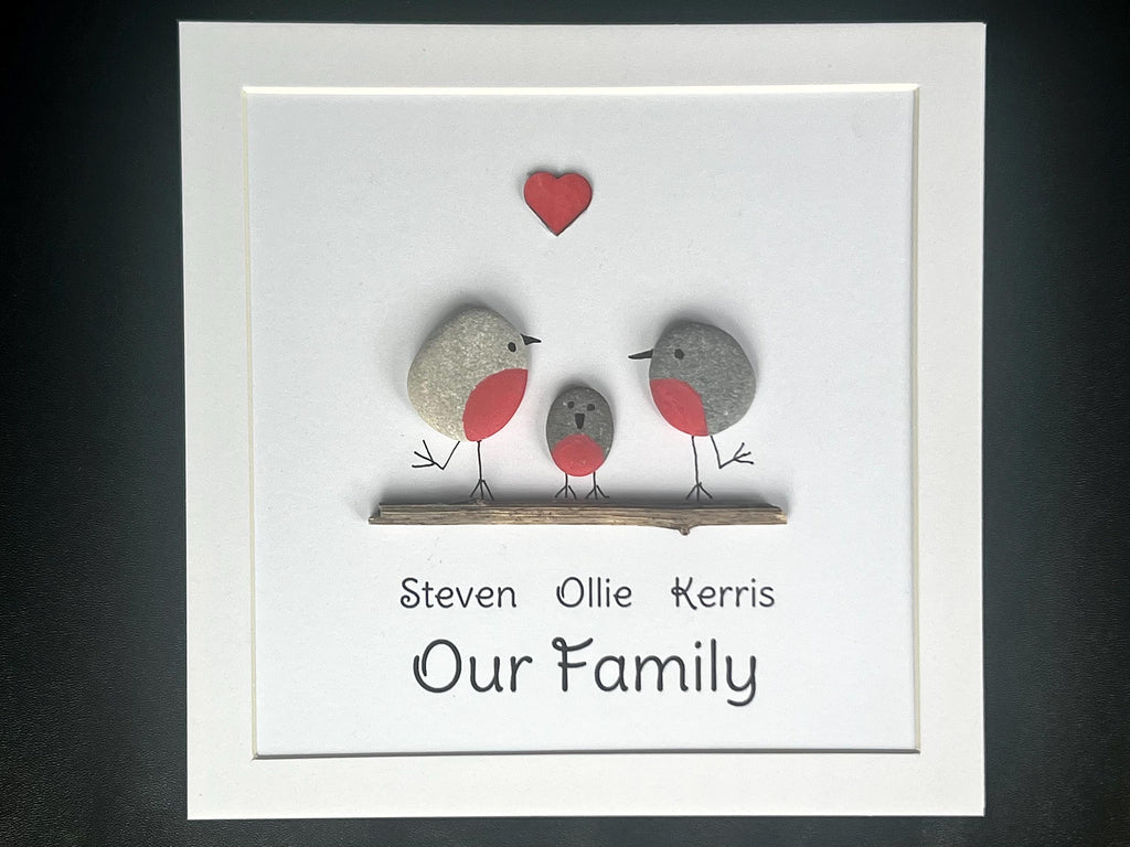 Family Pebble Art Frame, Personalised hand painted Robins, Newborn Wall art gift for New Baby Parents, Bird lovers gift for Grandparents