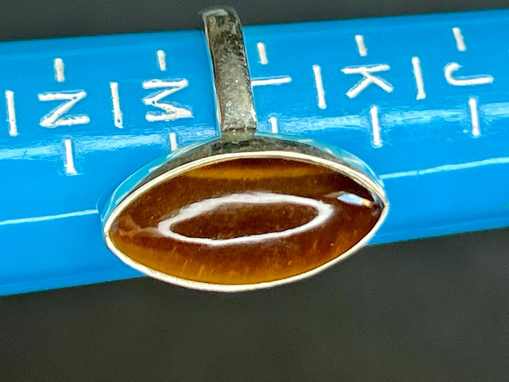 Tigers Eye Crystal Ring Size L, 925 Sterling Silver, Healing Crystal Jewellery Gift, Golden Gemstone for strength, UK Ethically sourced