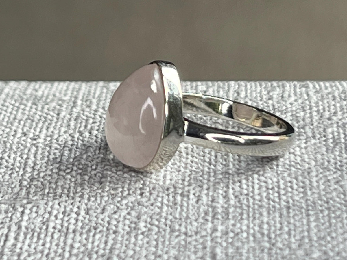 Rose Quartz Crystal Ring Size O, 925 Sterling Silver, Crystal Jewellery Gift for her, Pink Gemstone, Stone for Love, UK Ethically sourced