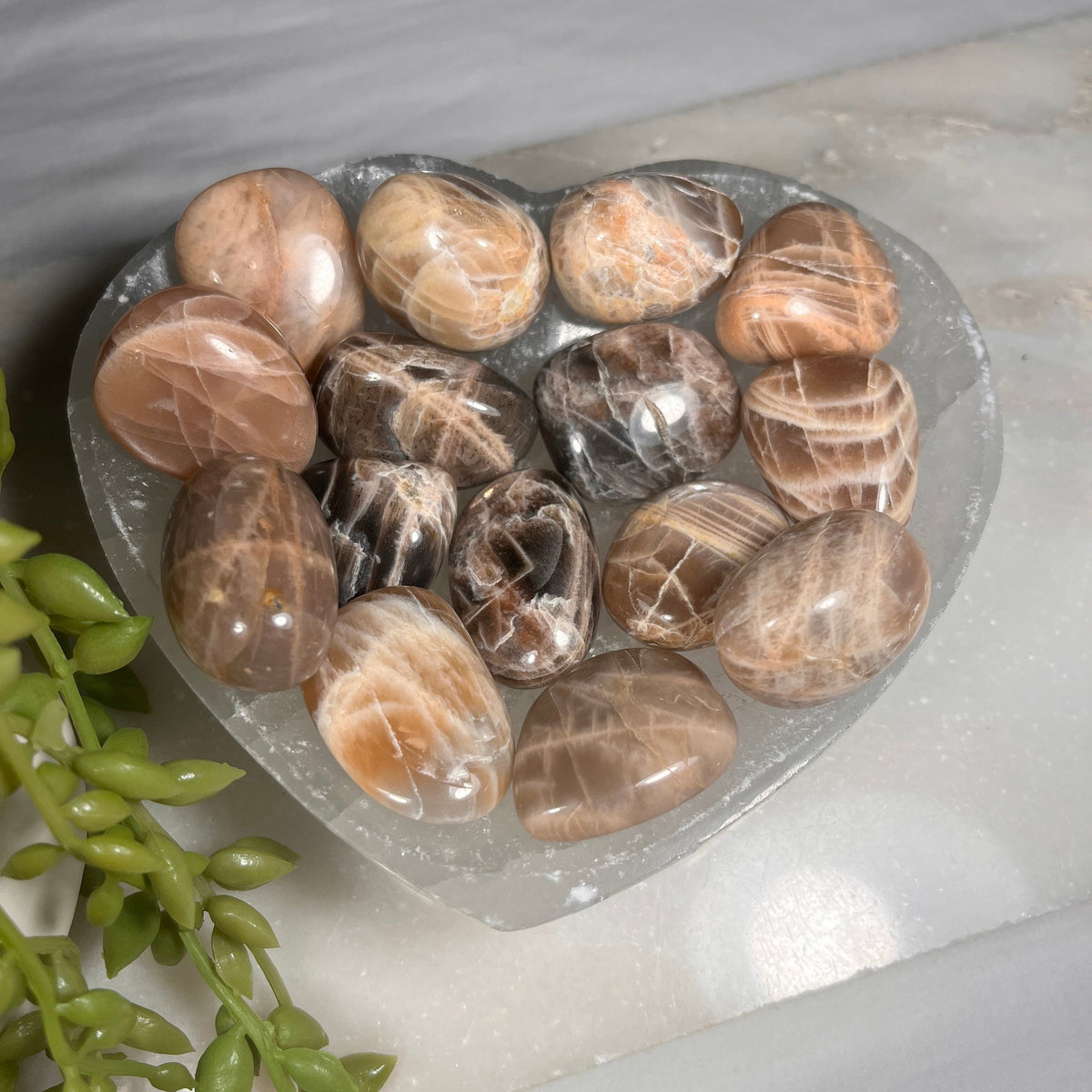 Moonstone Tumblestones, AAA Quality High Flash, Crystal for Intuition and Divine Connection , Ethically sourced UK crystal gifts