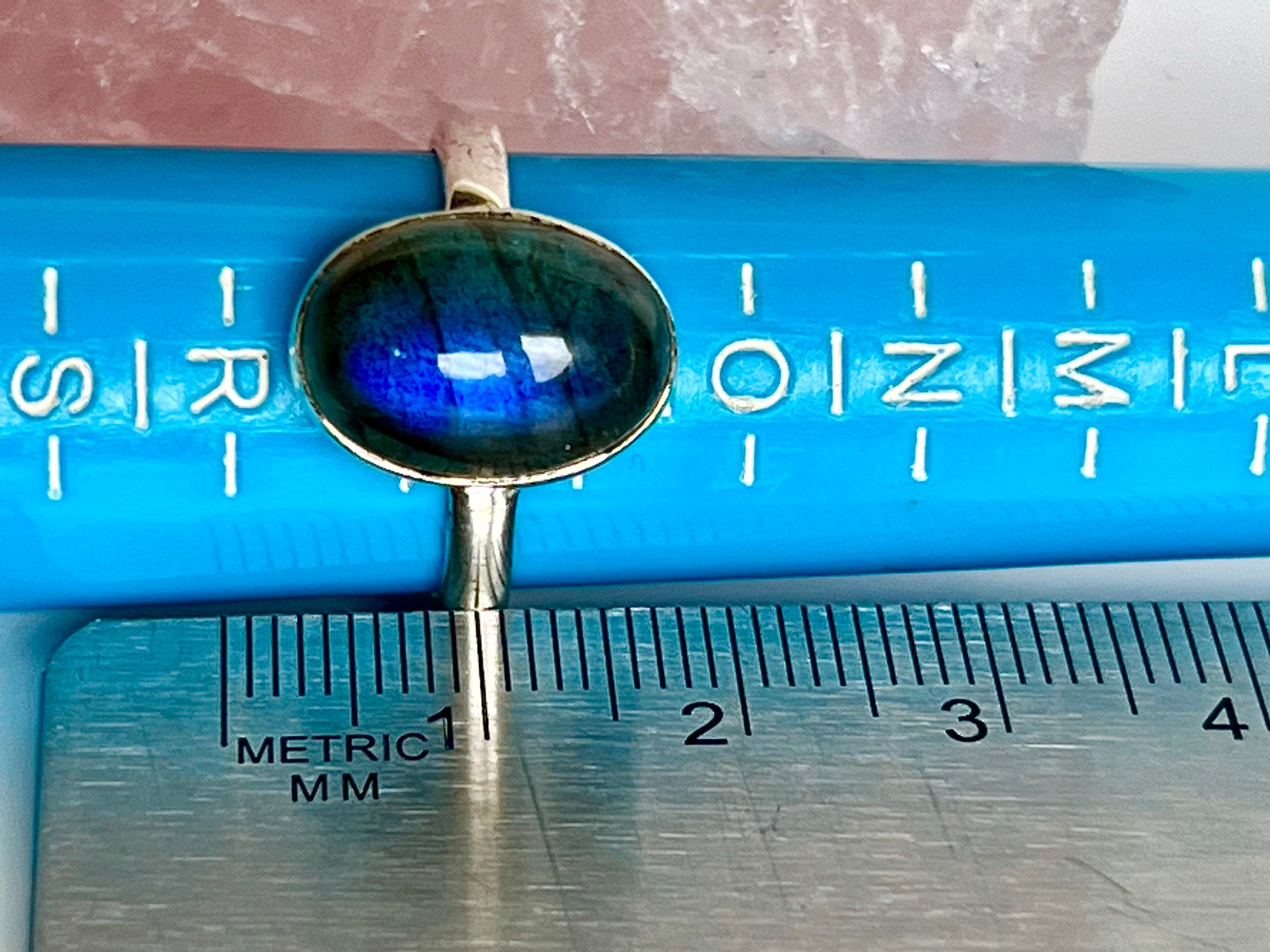 Labradorite Crystal Ring, UK size Q, 925 Sterling Silver, Ethically sourced healing crystals, crystal jewellery gift for her, for protection
