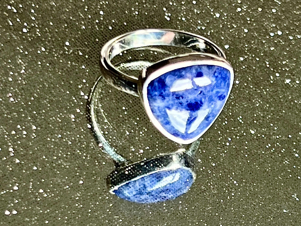 Sodalite Crystal Ring Size P &1/2, 925 Sterling Silver, Healing Crystal Triangle Stone Gift, Blue Gemstone for calm, UK Ethically sourced