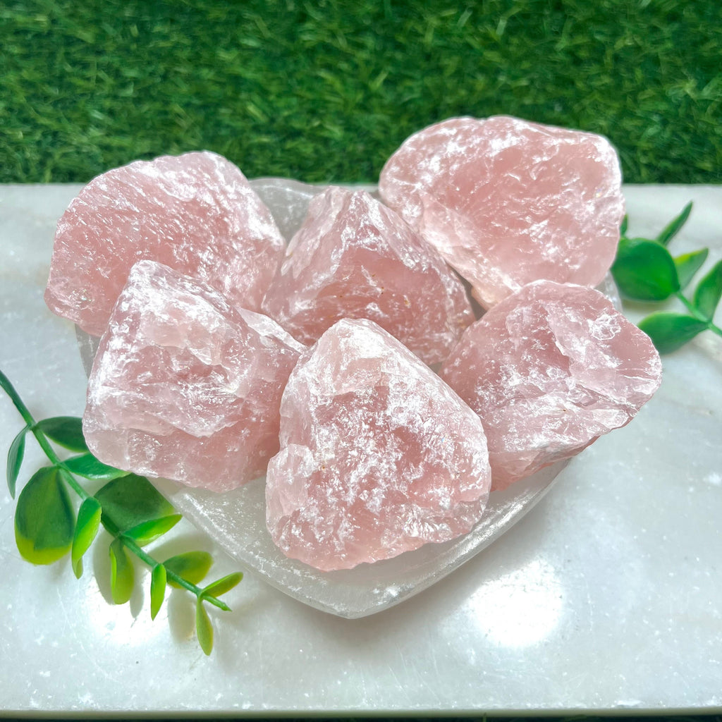Raw Rose Quartz Healing Crystal, Pink Stone for Unconditional Love, UK Crystals, Ethically Sourced, Gemstone for fertility, Heart Chakra