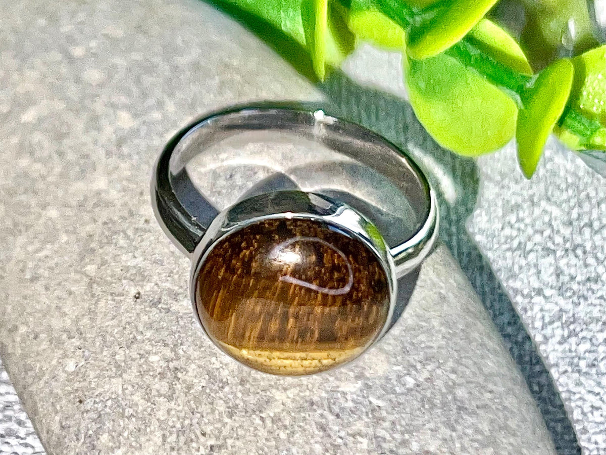 Tigers Eye Crystal Ring Size R, 925 Sterling Silver, Healing Crystal Jewellery Gift, Golden Gemstone for strength, UK Ethically sourced