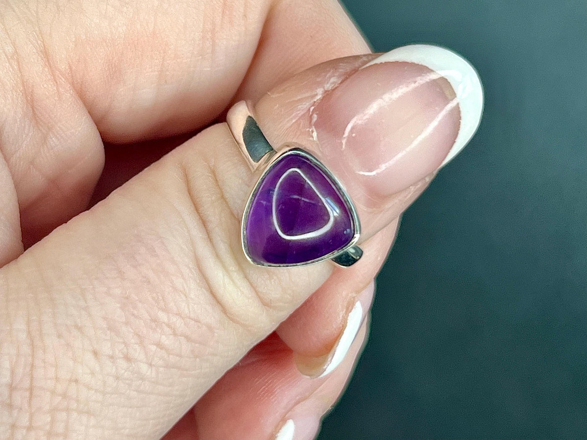 Amethyst Crystal Ring, UK Size L & 1/2, 925 Sterling Silver, Healing Crystal Jewellery Gift, Purple Gemstone for anxiety, Ethically sourced