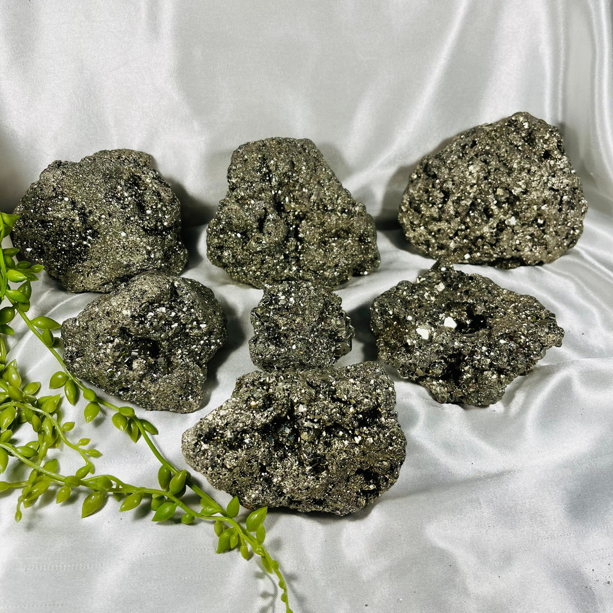 Pyrite Crystal Clusters, Raw Pyrite, High Quality Extra Large Pyrite, Fool's Gold, Crystals for Money, Ethically Sourced, UK Crystals