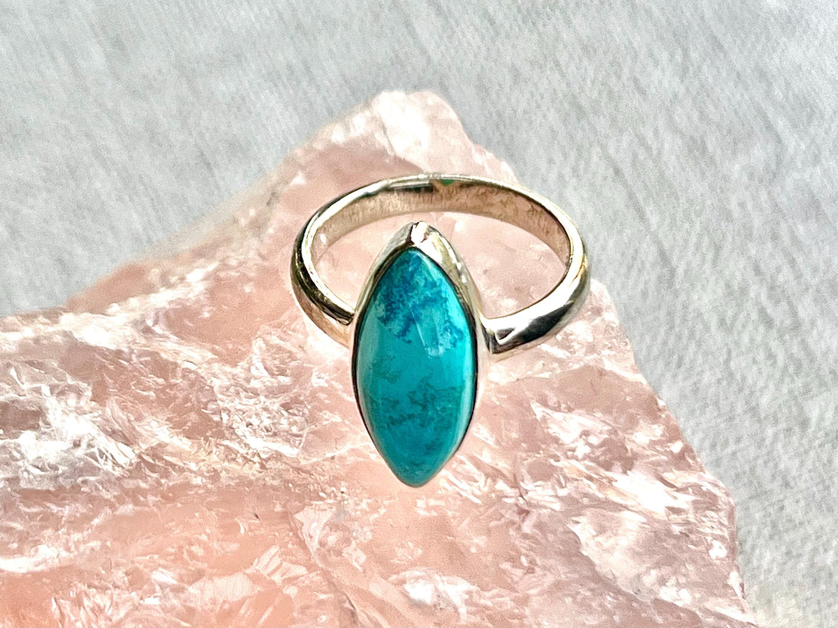 Chrysocolla Crystal Ring, 925 Sterling Silver, UK size M & 1/2, Gemstone Jewellery, Crystal gift for calming, metaphysical shop UK