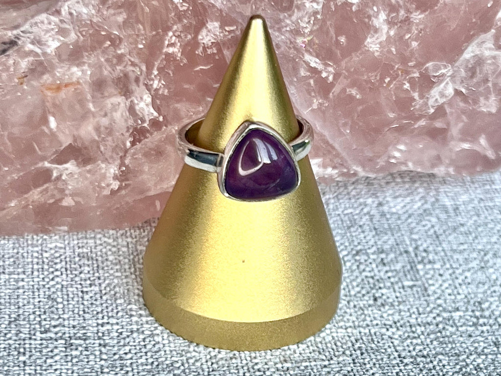 Amethyst Crystal Ring, UK Size L & 1/2, 925 Sterling Silver, Healing Crystal Jewellery Gift, Purple Gemstone for anxiety, Ethically sourced