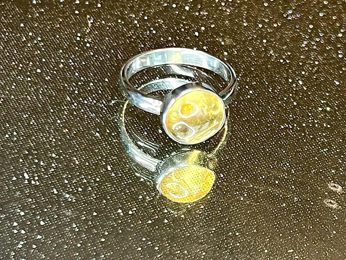 Citrine Crystal Ring, 925 Sterling Silver, UK size R & 1/2, Gemstone Jewellery, Crystal gift for wealth, Ethically sourced, metaphysical