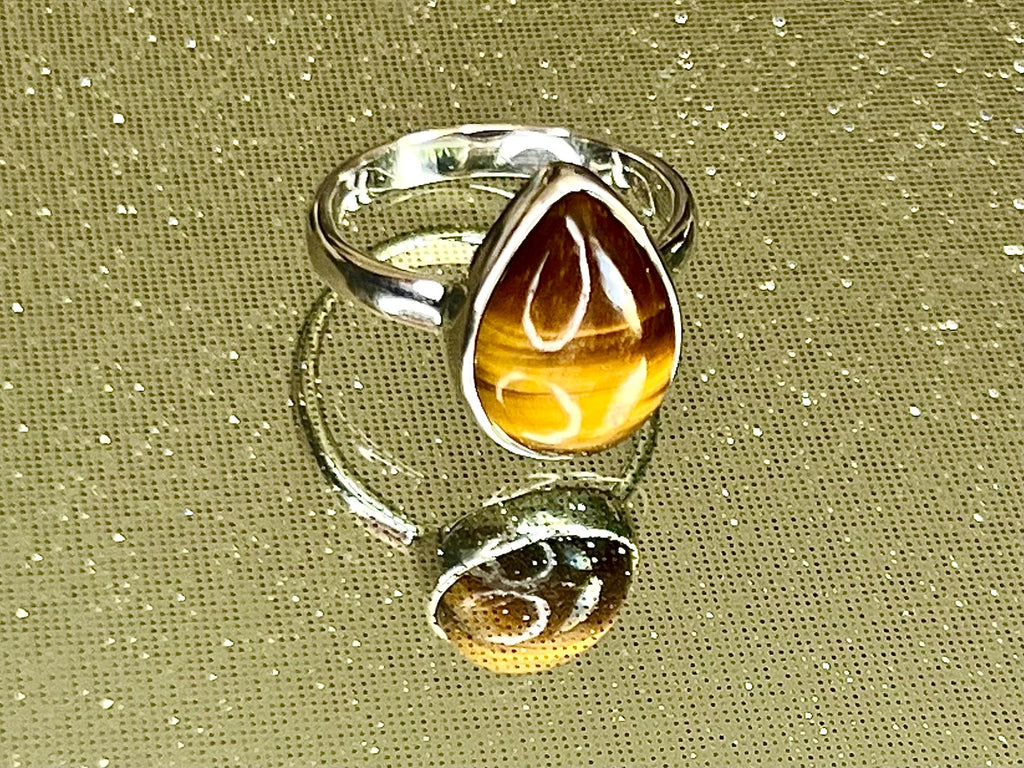 Tigers Eye Crystal Ring Size N &1/2, 925 Sterling Silver, Healing Crystal Jewellery Gift, Golden Gemstone for strength, UK Ethically sourced