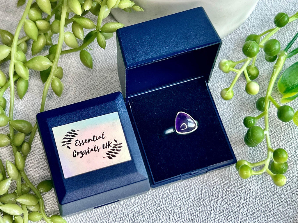 Amethyst Crystal Ring, UK Size L & 1/2, 925 Sterling Silver, Healing Crystal Jewellery Gift, Purple Gemstone for anxiety, Ethically sourced