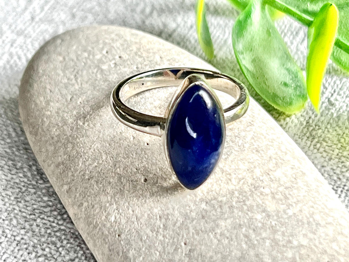 Sodalite Crystal Ring Size O, 925 Sterling Silver, Healing Crystal Jewellery Gift for her, Blue Gemstone for calm, UK Ethically sourced