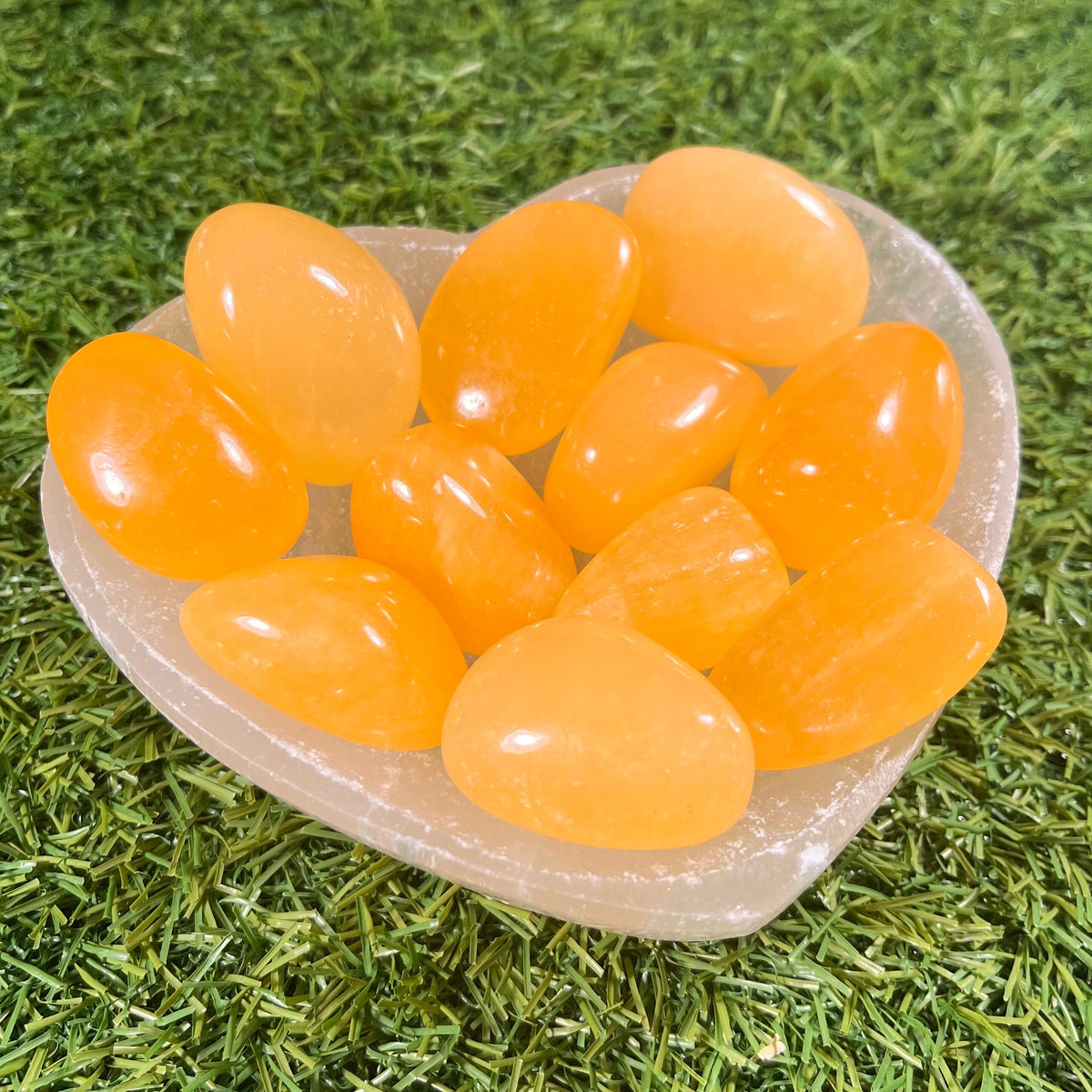 Orange Calcite Tumblestone / Healing Crystal / Energising / Cleansing / Creativity / Consciously Sourced UK Crystals / Gift