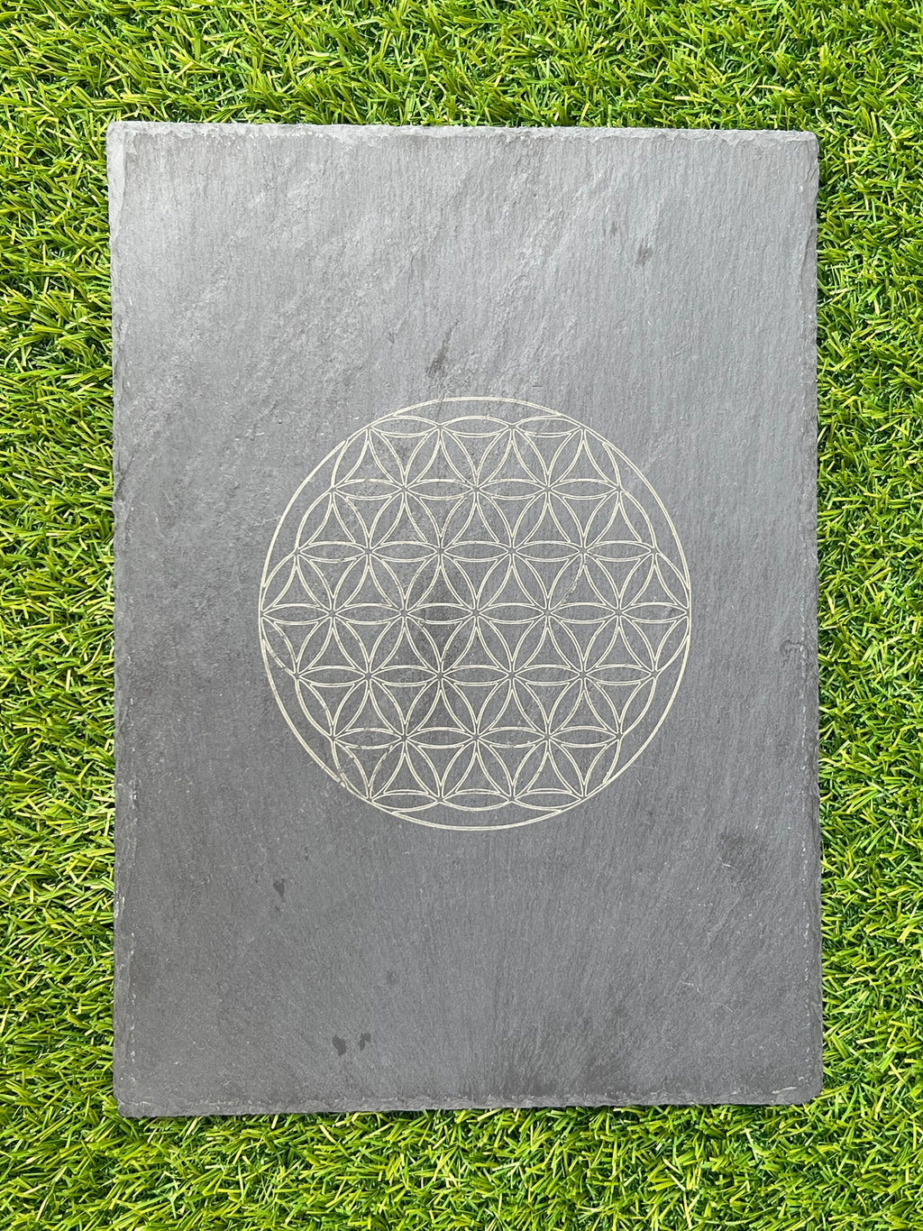 Slate flower of life crystal grid, balance your chakras charging plate, Altar decoration, crystal gift from the UK