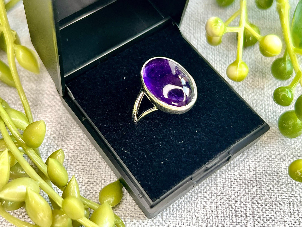 Amethyst Crystal Ring, UK Size P, 925 Sterling Silver, Healing Crystal Jewellery Gift, Purple Gemstone for anxiety, Ethically sourced stones