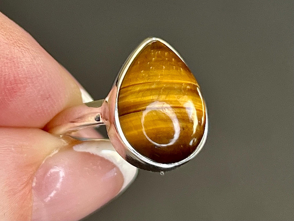 Tigers Eye Crystal Ring Size N &1/2, 925 Sterling Silver, Healing Crystal Jewellery Gift, Golden Gemstone for strength, UK Ethically sourced