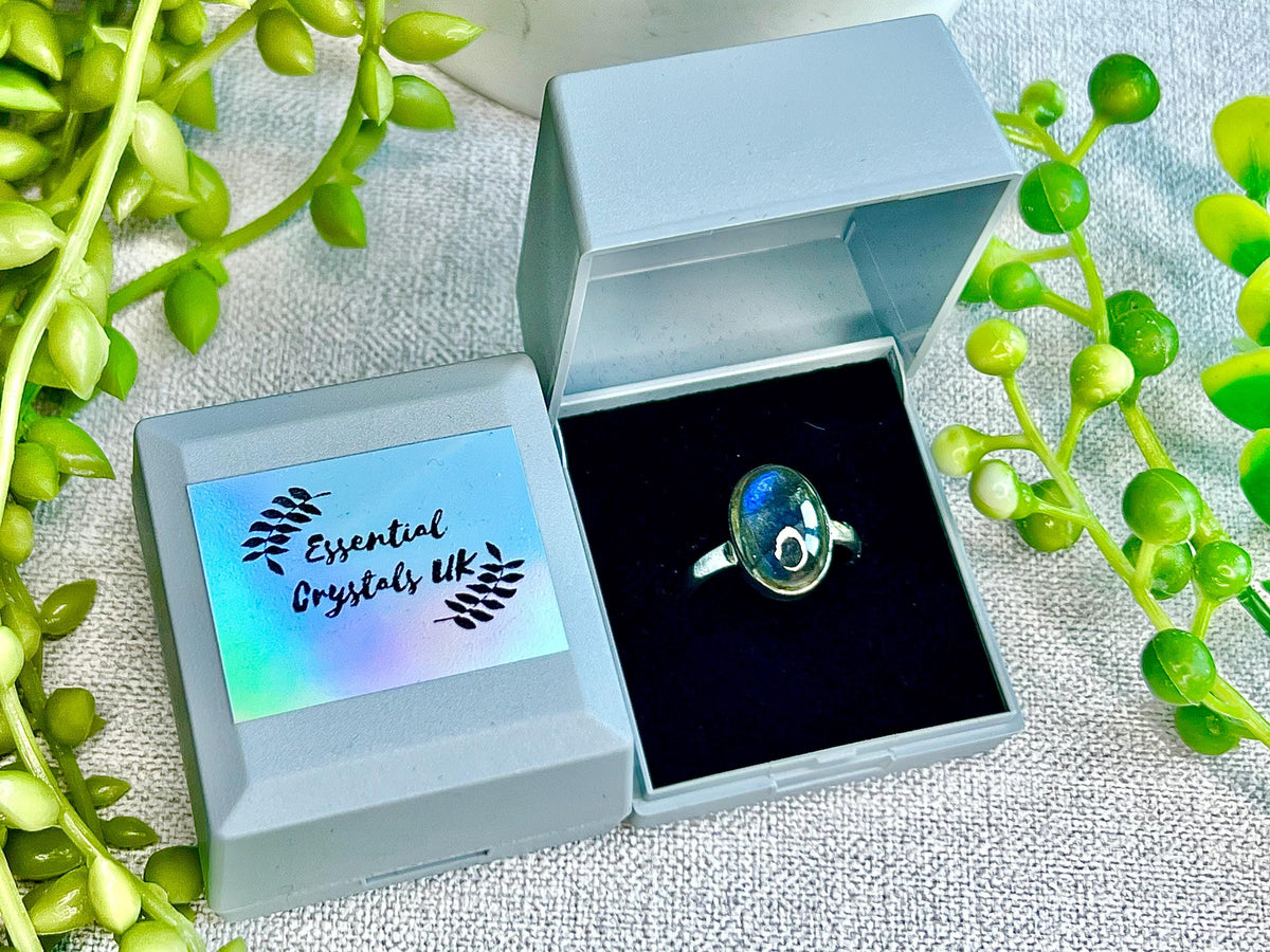 Labradorite Crystal Ring, UK size Q, 925 Sterling Silver, Ethically sourced healing crystals, crystal jewellery gift for her, for protection