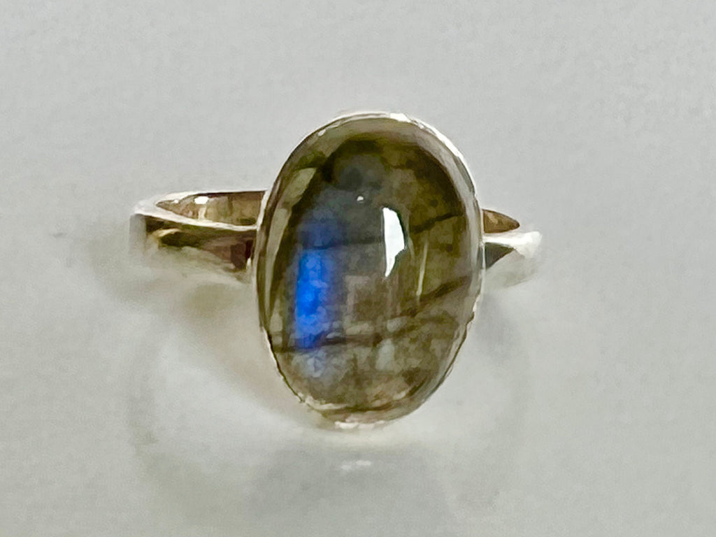 Labradorite Crystal Ring, UK size Q, 925 Sterling Silver, Ethically sourced healing crystals, crystal jewellery gift for her, for protection