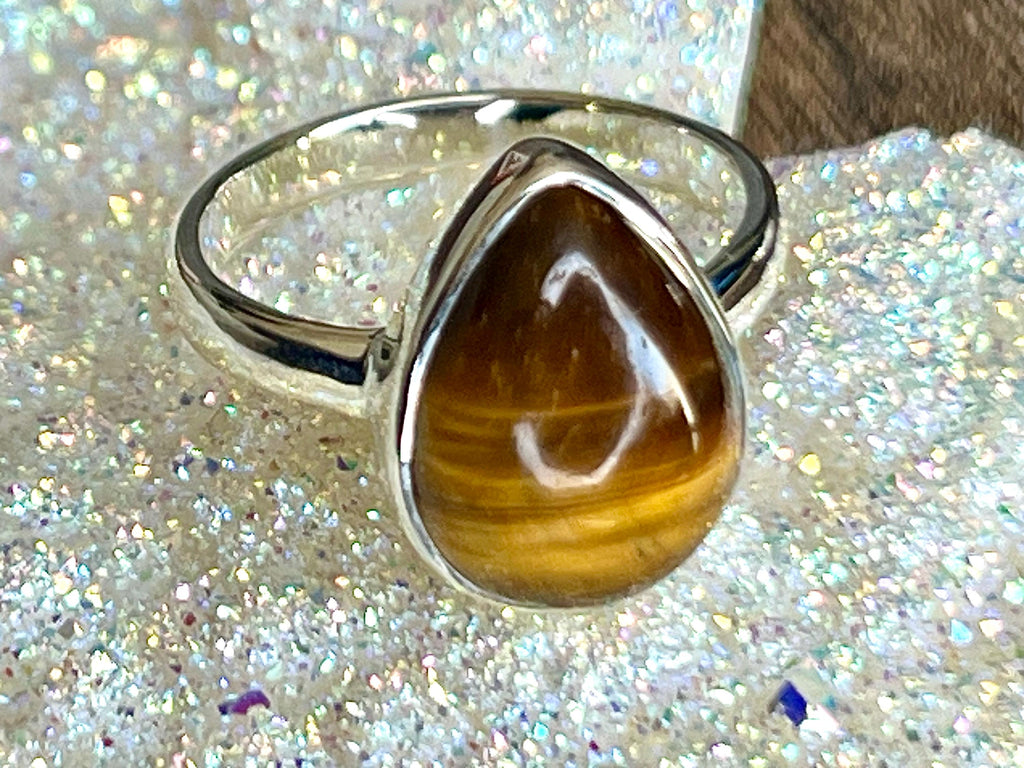 Tigers Eye Crystal Ring Size N &1/2, 925 Sterling Silver, Healing Crystal Jewellery Gift, Golden Gemstone for strength, UK Ethically sourced