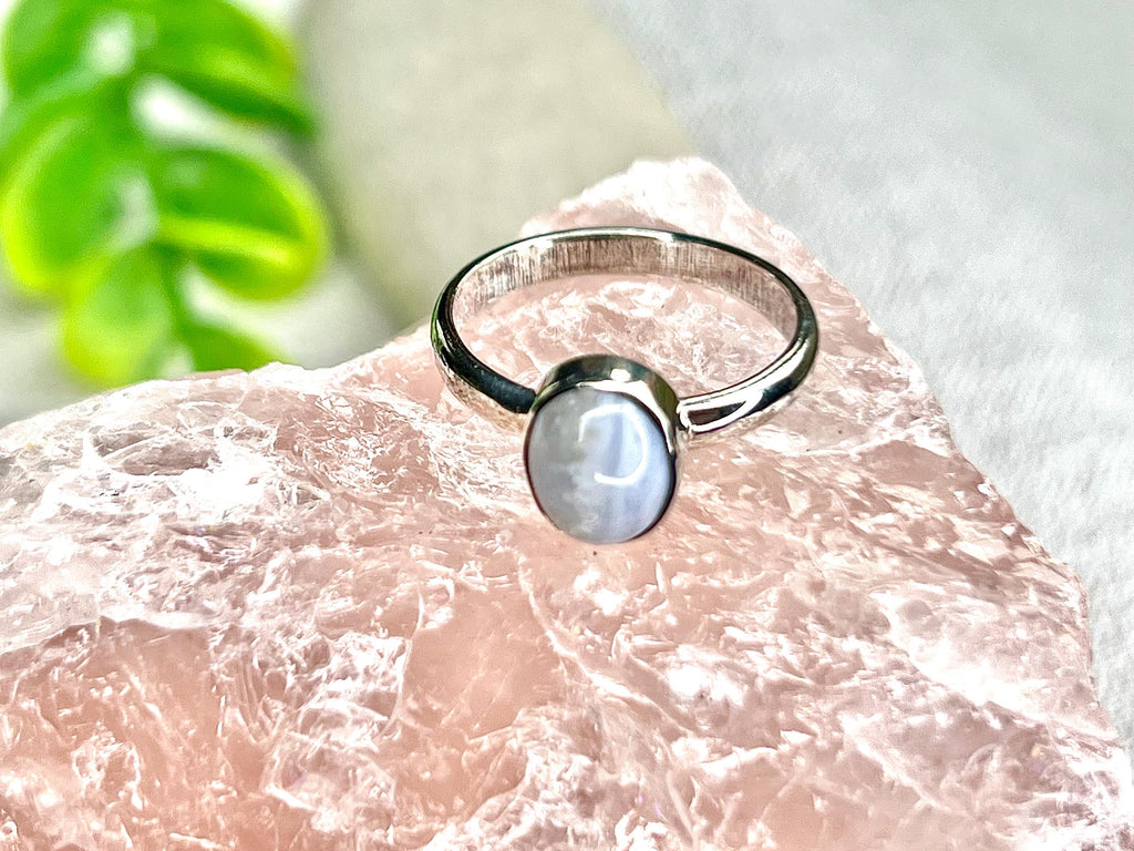 Blue Lace Agate Crystal Ring, UK Size P, 925 Sterling Silver, Healing Crystal Jewellery Gift, Purple Gemstone for anxiety, Ethically sourced