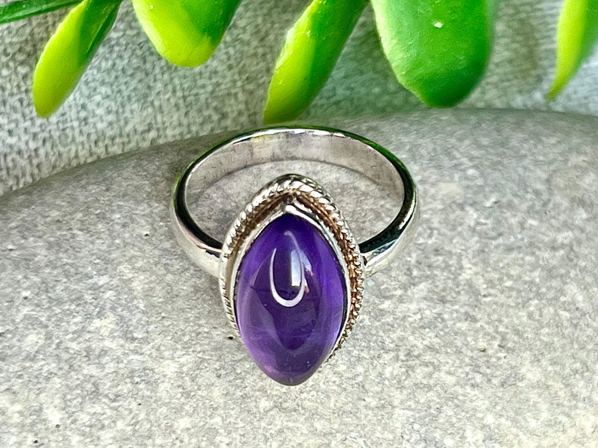 Amethyst Crystal Ring, UK Size L & 1/2, 925 Sterling Silver, Healing Crystal Jewellery Gift, Purple Gemstone for anxiety, Ethically sourced