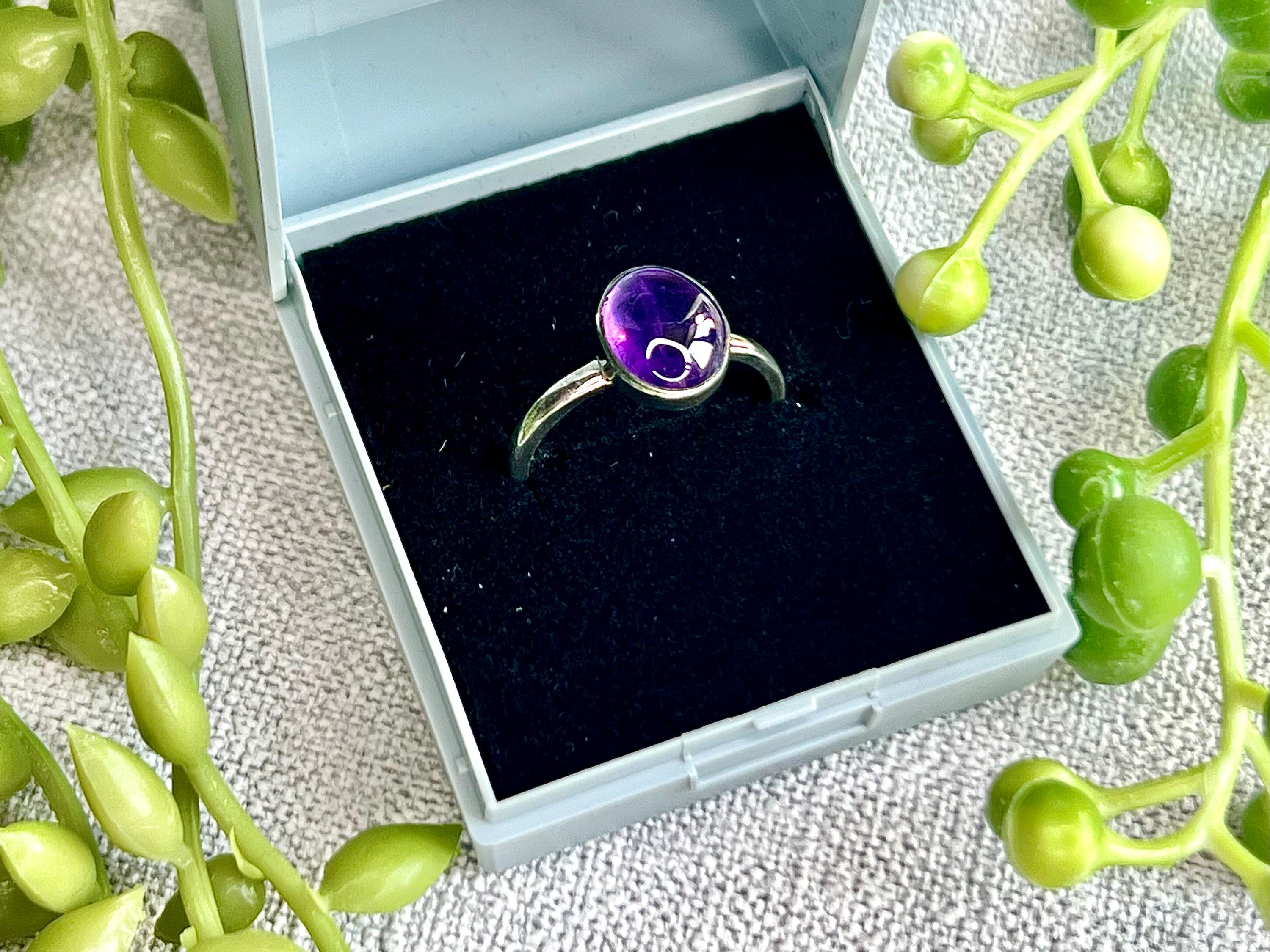 Amethyst Crystal Ring, UK Size P, 925 Sterling Silver, Healing Crystal Jewellery Gift, Purple Gemstone for anxiety, Ethically sourced stones
