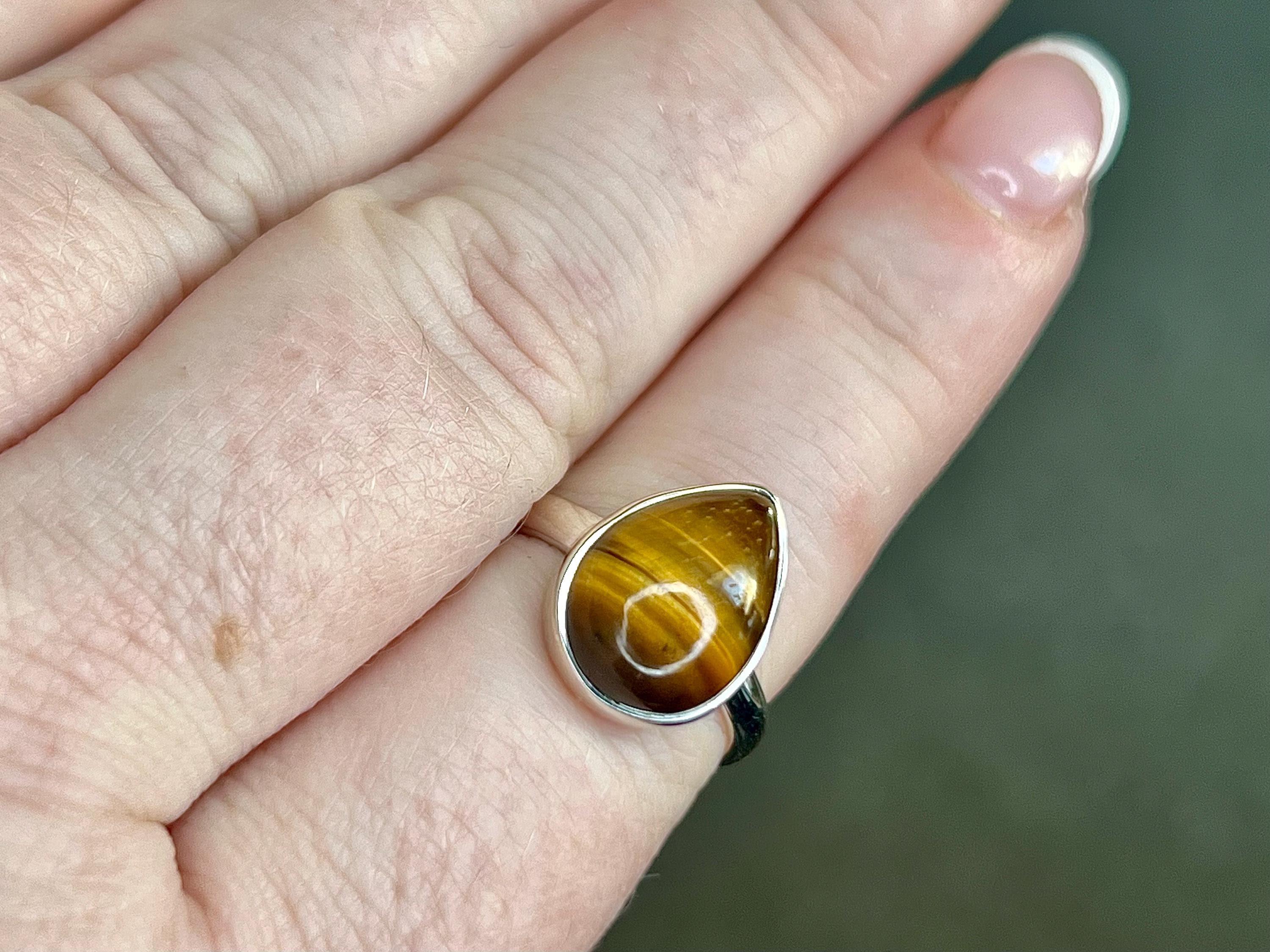 Tigers Eye Crystal Ring Size N &1/2, 925 Sterling Silver, Healing Crystal Jewellery Gift, Golden Gemstone for strength, UK Ethically sourced