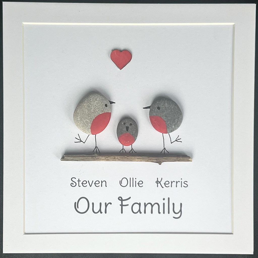 Family Pebble Art Frame, Personalised hand painted Robins, Newborn Wall art gift for New Baby Parents, Bird lovers gift for Grandparents